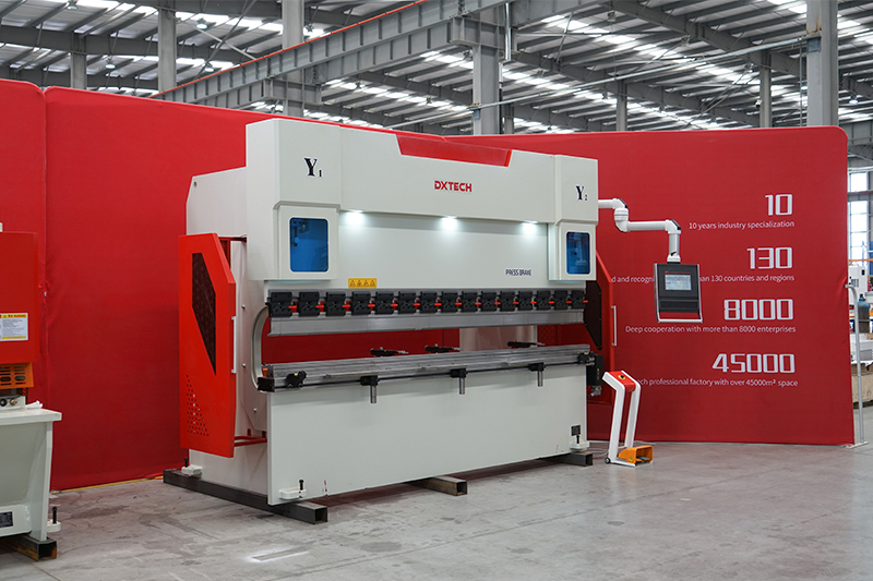 DXPB-80T2000 Series Hydraulic CNC Press Brake Machine - Image 4